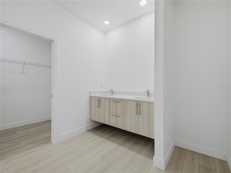 Image 23 of a home in .