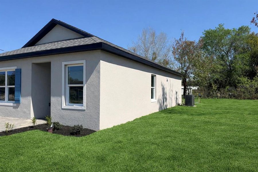 Exterior details and patio area of a home in , Sanford (Image 29).