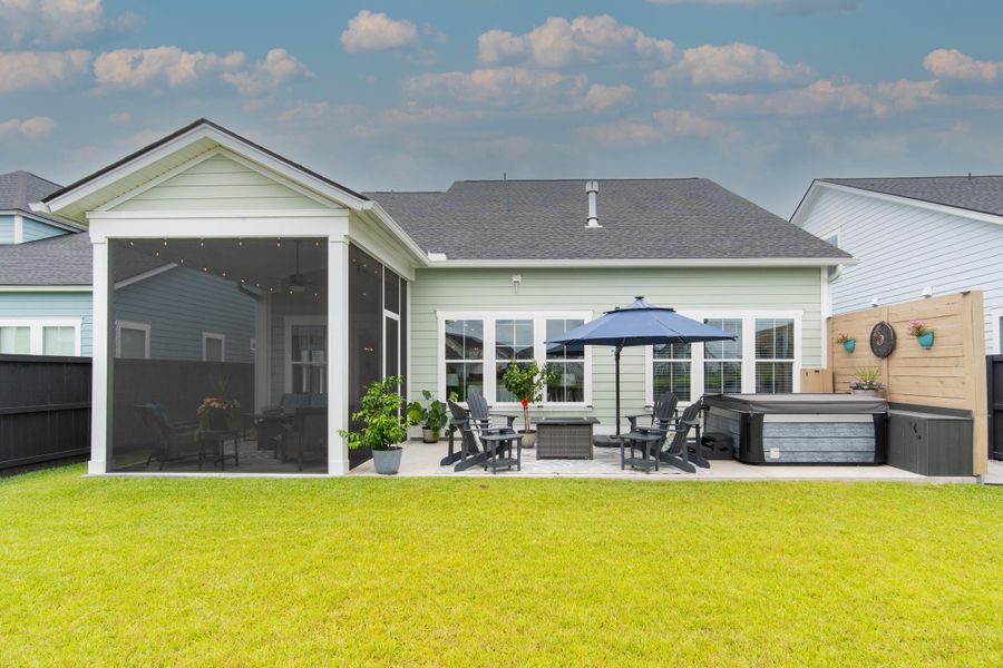 Exterior details and patio area of a home in Carnes Crossroads, Summerville (Image 24).