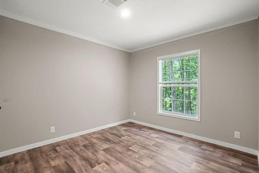 Spacious, unfurnished interior of a new home in , Clarkesville (Image 19).