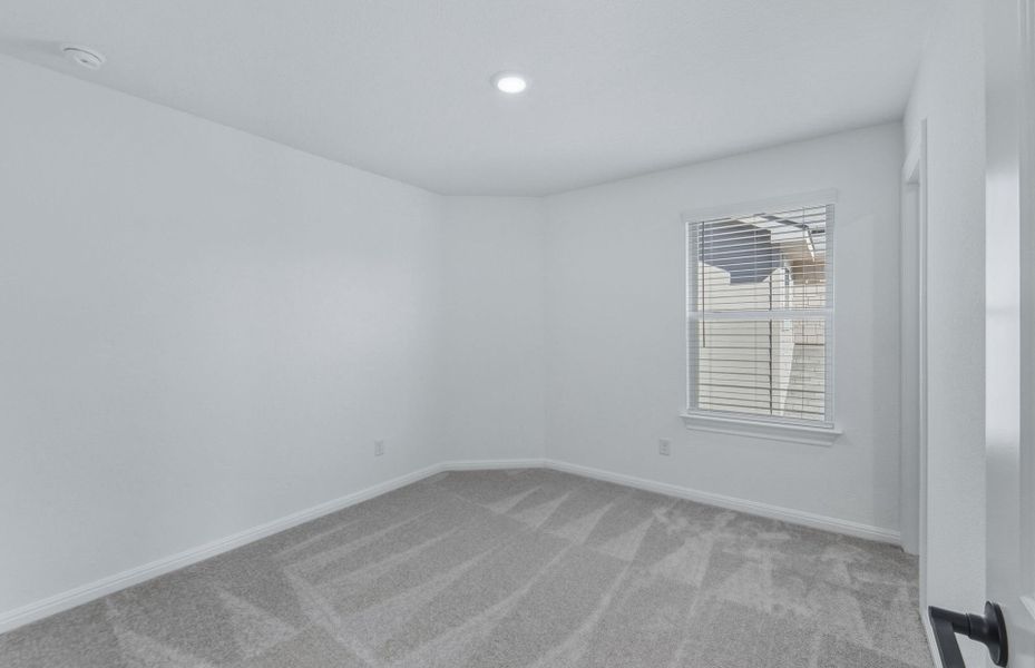 Spacious, unfurnished interior of a new home in Horizon Lake, Leander (Image 30).