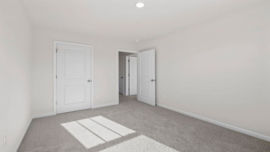 Spacious, unfurnished interior of a new home in Durbin Meadows, Fountain Inn (Image 20). Spacious, unfurnished interior of a new home in Durbin Meadows, Fountain Inn (Image 20).