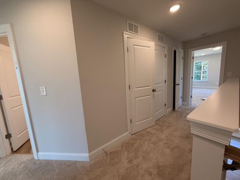 Spacious, unfurnished interior of a new home in Harrisburg Village Townhomes, Harrisburg (Image 17).
