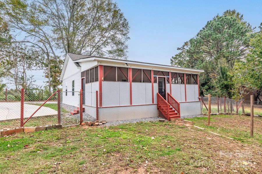 Image 25 of a home in .