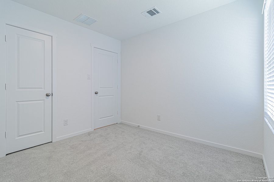 Spacious, unfurnished interior of a new home in Landon Ridge, San Antonio (Image 28). Spacious, unfurnished interior of a new home in Landon Ridge, San Antonio (Image 28).