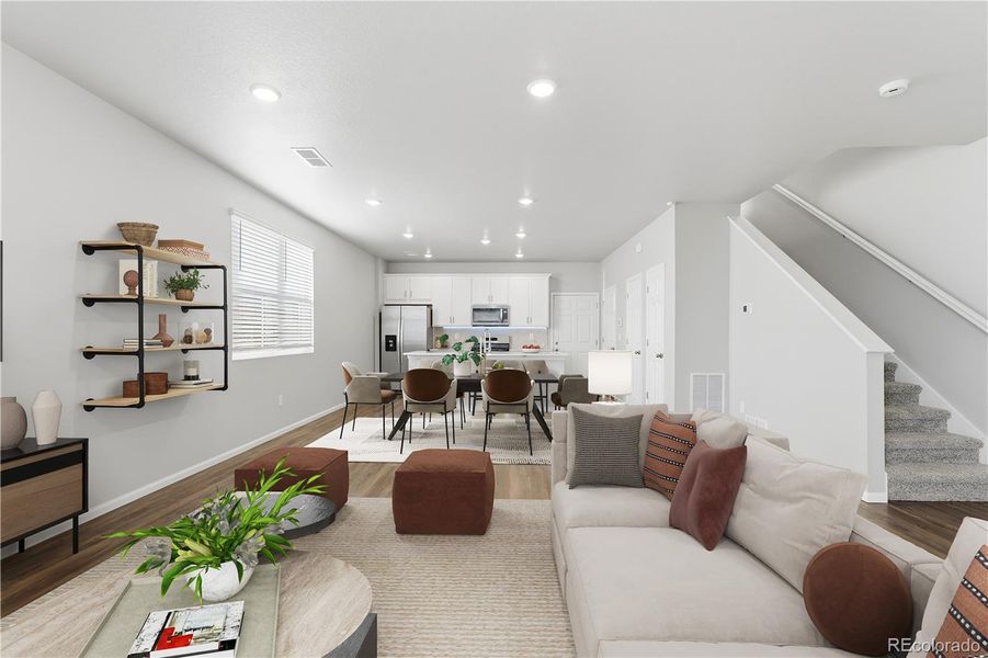 VR STAGED IMAGE LIVINGROOM DINING