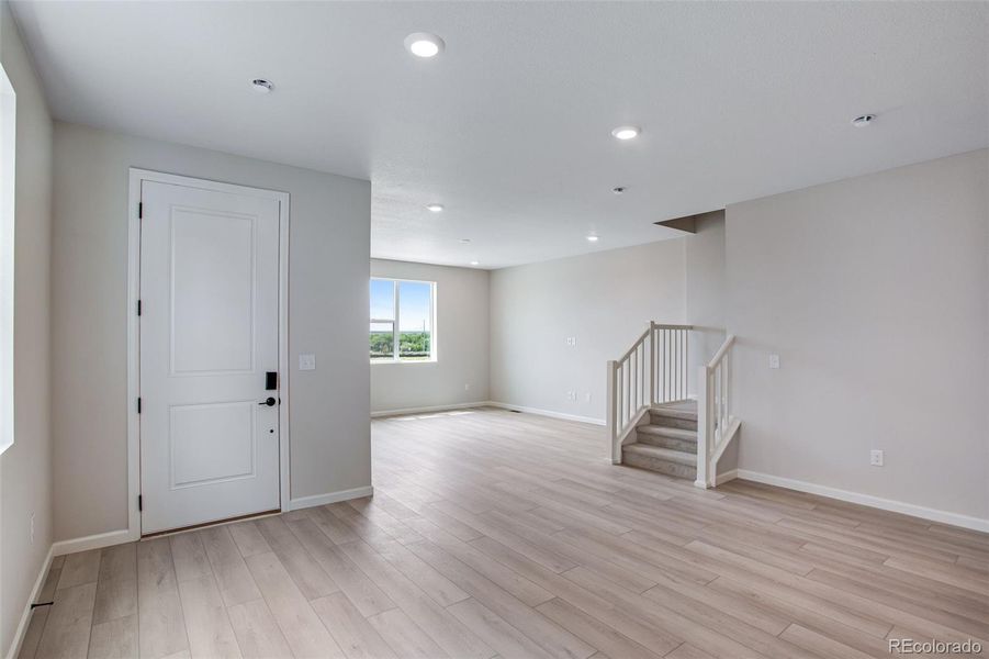Spacious, unfurnished interior of a new home in Sugar Mill Village, Longmont (Image 15). Spacious, unfurnished interior of a new home in Sugar Mill Village, Longmont (Image 15).