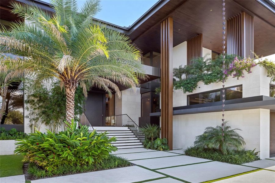 Exterior details and patio area of a home in , North Miami (Image 37).