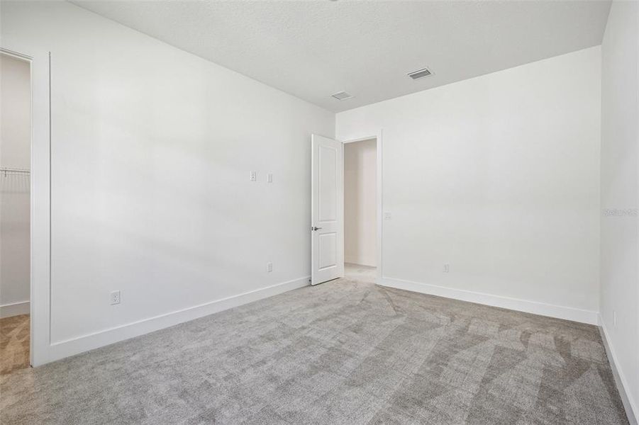 Spacious, unfurnished interior of a new home in Biscayne Landing at Seaire, Parrish (Image 40). Spacious, unfurnished interior of a new home in Biscayne Landing at Seaire, Parrish (Image 40).