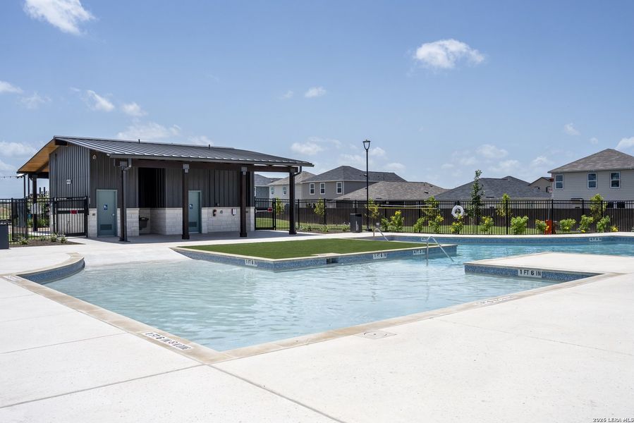 Community amenities in Legend Heights, New Braunfels (Image 3).