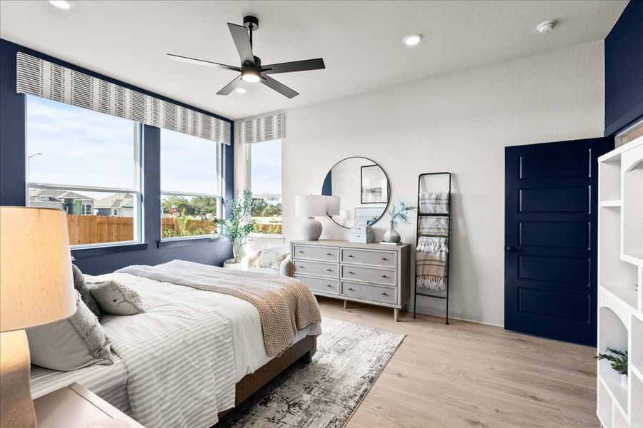 Furnished interior view inside a new home in Stream Waters, Seguin (Image 37).