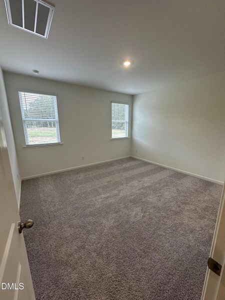 20250927_152942460_iOS 20250927_152942460_iOS