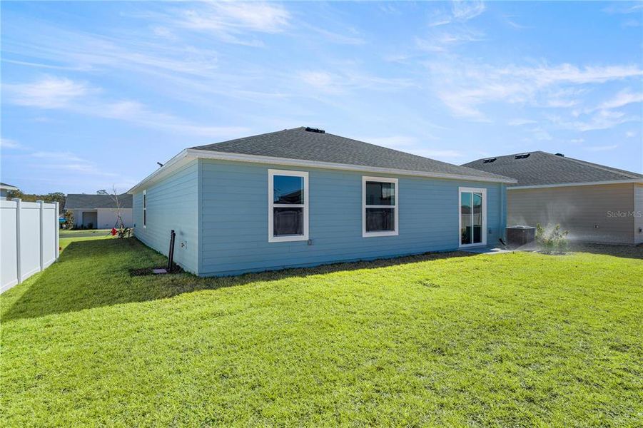 Exterior details and patio area of a home in Marion Ranch, Ocala (Image 3).