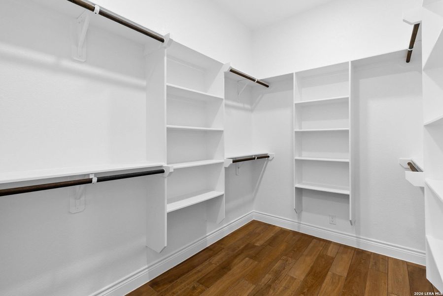 Image 28 of a home in .