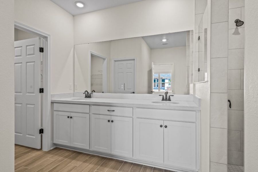 Furnished interior view inside a new home in Natureview, Freeport (Image 11).