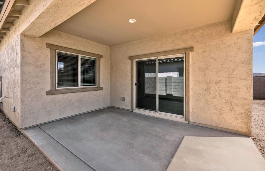 Exterior details and patio area of a home in El Rancho Santa Rosa, Maricopa (Image 21).