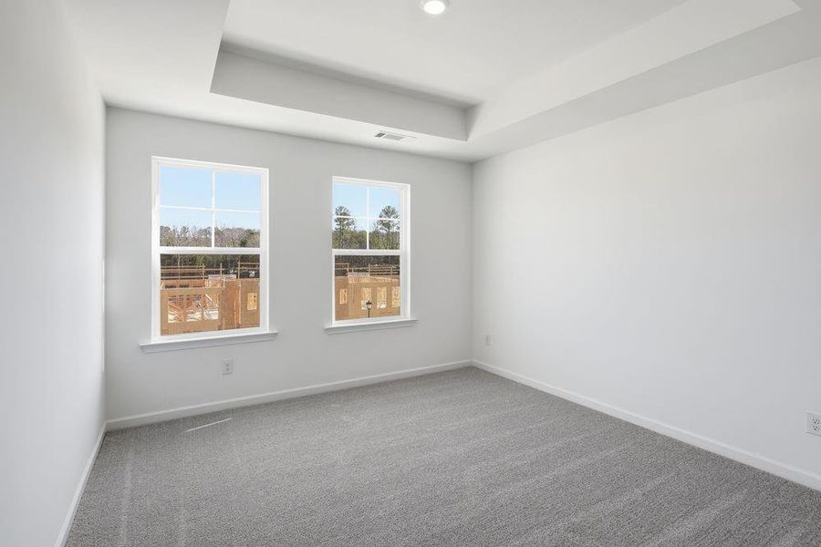 Spacious, unfurnished interior of a new home in Auburn Glen, Dacula (Image 27).