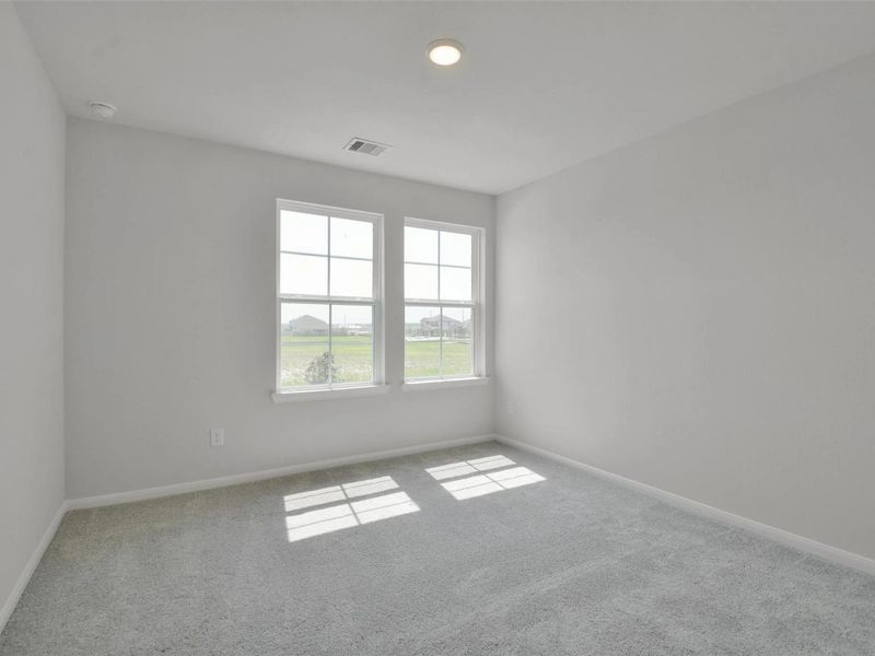 Spacious, unfurnished interior of a new home in River Ranch Meadows, Dayton (Image 35).