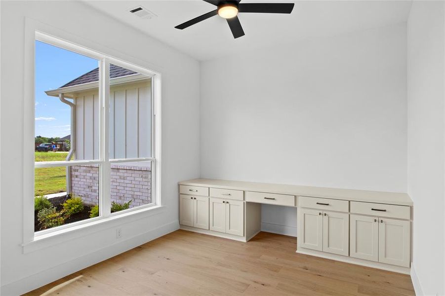 Spacious, unfurnished interior of a new home in , Waxahachie (Image 25).