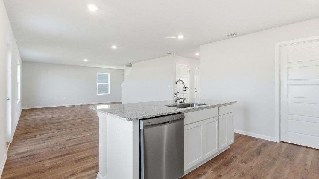 Furnished interior view inside a new home in Wesley Park, Crawfordville (Image 8).