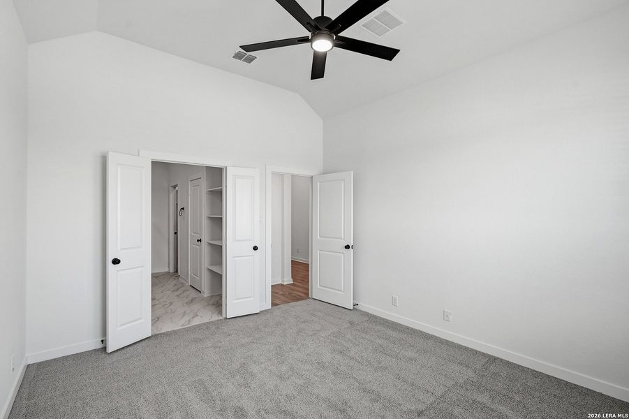 Spacious, unfurnished interior of a new home in The Crossvine, Schertz (Image 29).