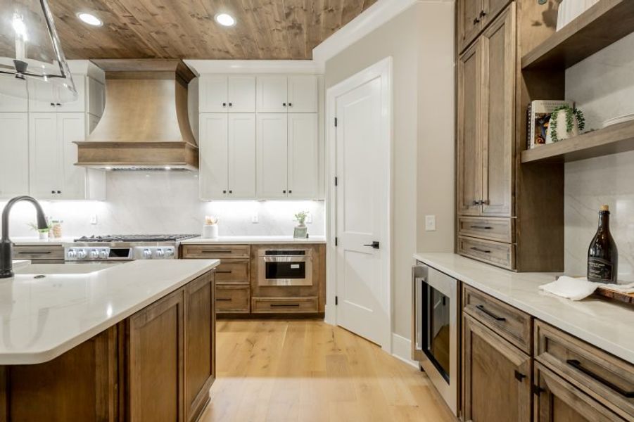 Furnished interior view inside a new home in River Gorge Ranch, Guild (Image 95).