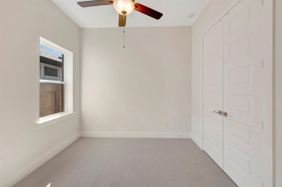Spacious, unfurnished interior of a new home in Elyson - Reserve Collection, Katy (Image 32).