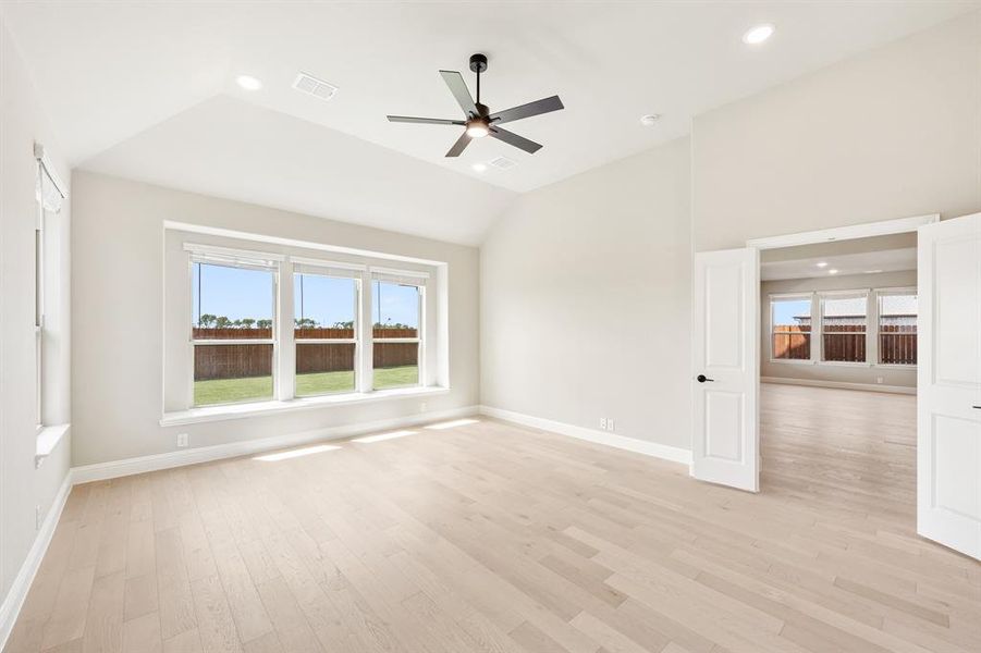 Spacious, unfurnished interior of a new home in Timberbrook 3B-4A, Justin (Image 29).