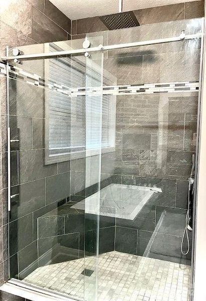 Image 27 of a home in .