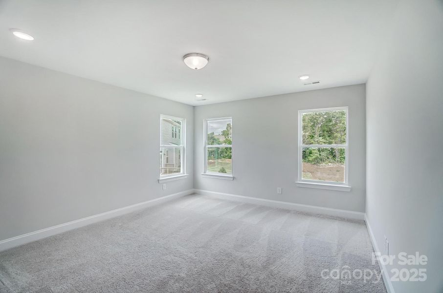 Spacious, unfurnished interior of a new home in The Meadows at Laurelbrook, Sherrills Ford (Image 17).