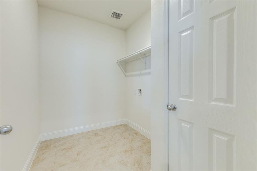 Image 18 of a home in Heartland.