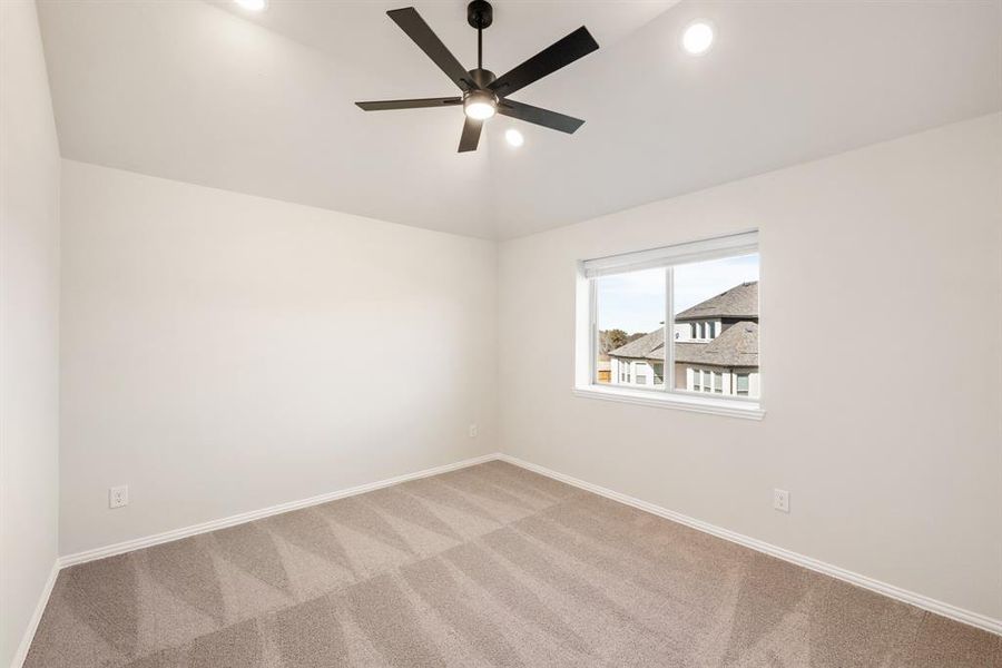 Spacious, unfurnished interior of a new home in Creekview Meadows, Pilot Point (Image 36).