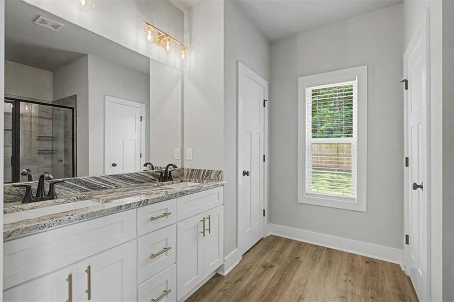 Furnished interior view inside a new home in , Dallas (Image 12).
