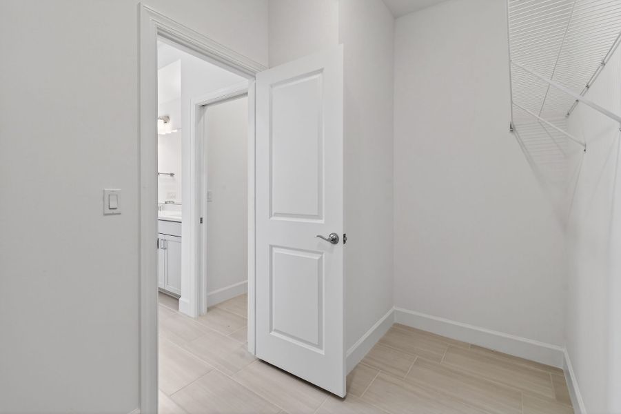 Spacious, unfurnished interior of a new home in Harbor Isle, Vero Beach (Image 93). Spacious, unfurnished interior of a new home in Harbor Isle, Vero Beach (Image 93).