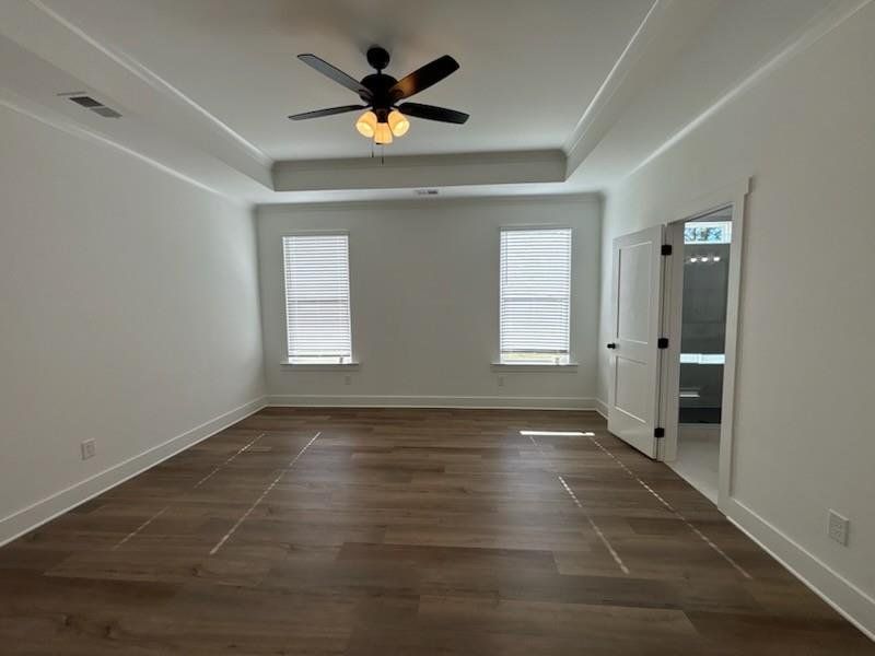 Spacious, unfurnished interior of a new home in Magnolia Ridge, Monroe (Image 17).