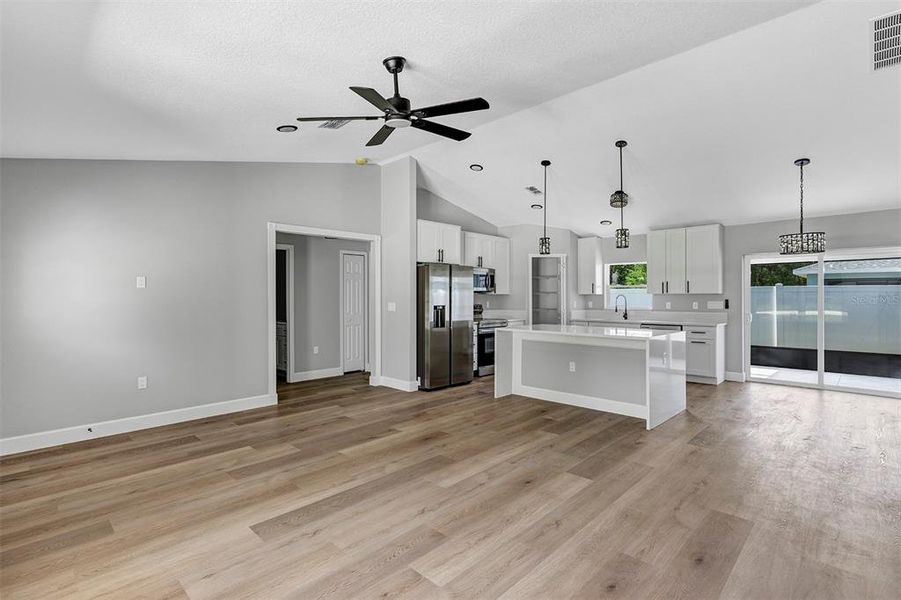 Spacious, unfurnished interior of a new home in , Dunnellon (Image 15). Spacious, unfurnished interior of a new home in , Dunnellon (Image 15).