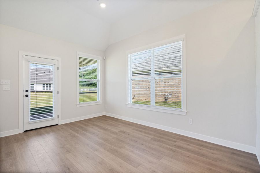 Spacious, unfurnished interior of a new home in Villages of Green Meadows, Munford (Image 17).