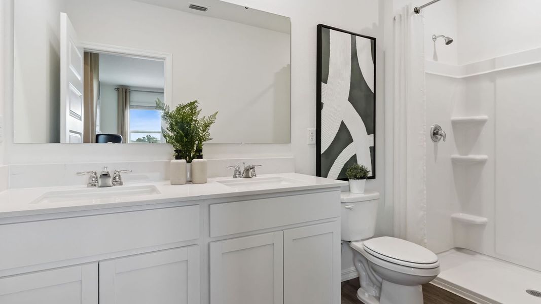 Furnished interior view inside a new home in Summerlin at Hawthorne Ranch, Lakeland (Image 28).