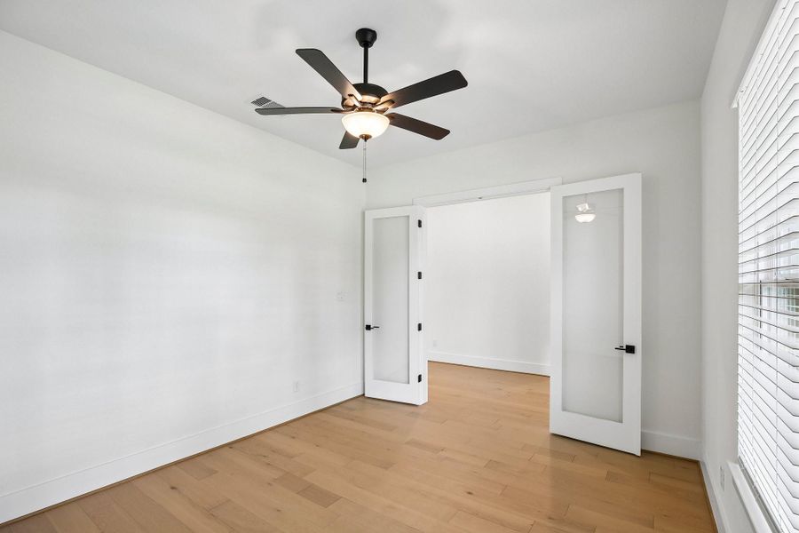 Spacious, unfurnished interior of a new home in Homestead Hill, New Waverly (Image 29).