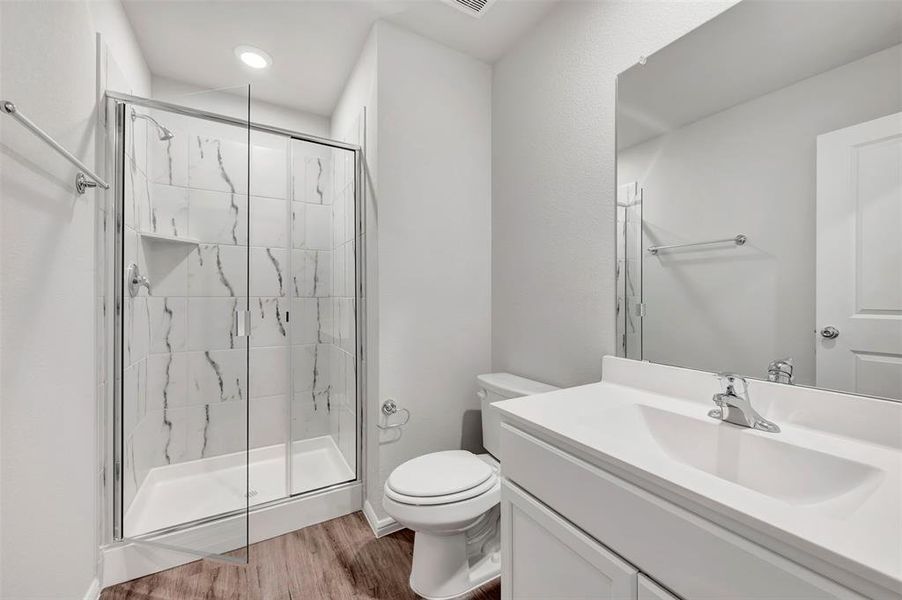 Furnished interior view inside a new home in Lane Ranch, Sanger (Image 6).