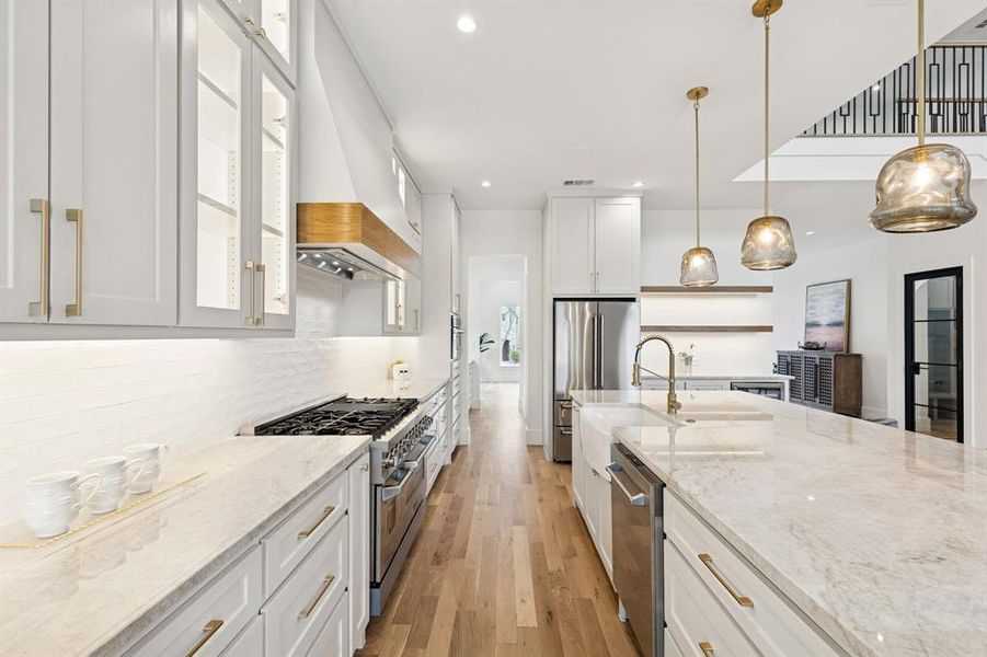 Furnished interior view inside a new home in , Dallas (Image 14).