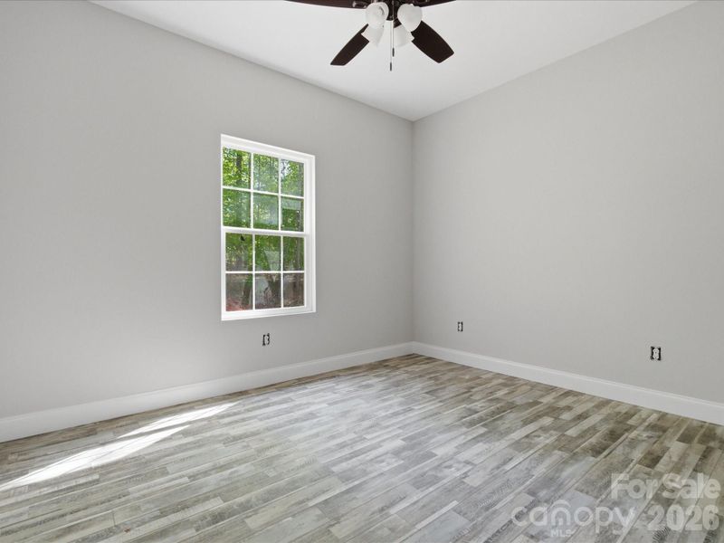 Spacious, unfurnished interior of a new home in , Clover (Image 31).