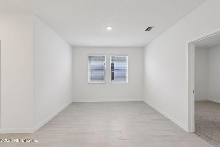 Spacious, unfurnished interior of a new home in Cypress Meadows - Signature Series, Jacksonville (Image 22).