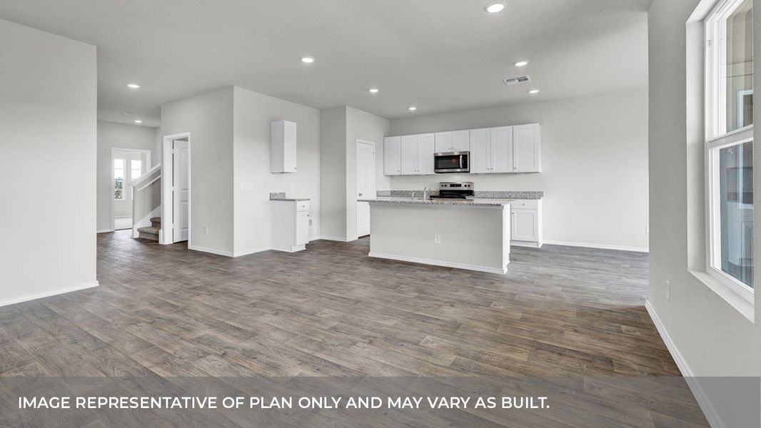Spacious, unfurnished interior of a new home in Arroyo Ranch, Seguin (Image 21).