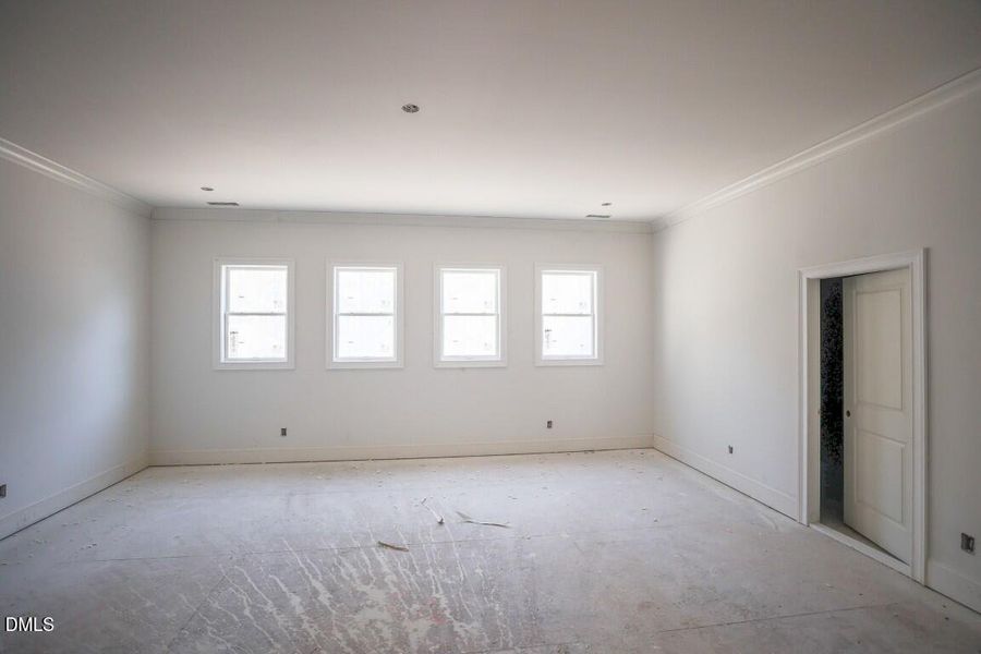 GQ6A9938 (Medium) GQ6A9938 (Medium)