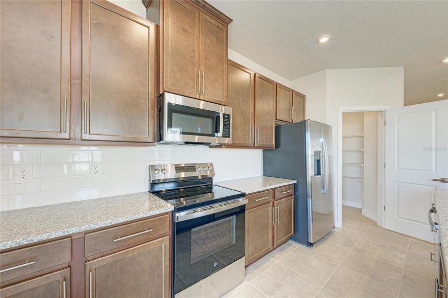 Furnished interior view inside a new home in , Bradenton (Image 15).