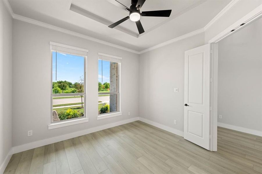 Spacious, unfurnished interior of a new home in Birdsong, Mansfield (Image 19).