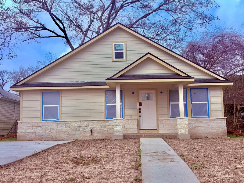 Front exterior of a new home in , Deer Park, TX, highlighting curb appeal (Image 1). Front exterior of a new home in , Deer Park, TX, highlighting curb appeal (Image 1).