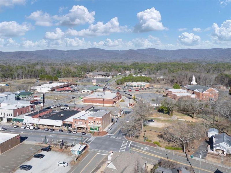 Image 47 of a home in Rolling Meadows.