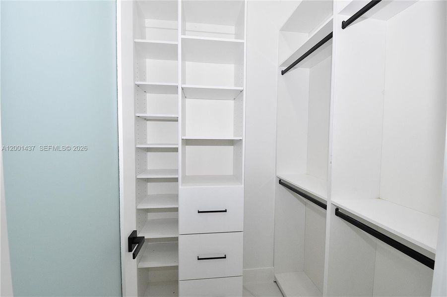 Image 29 of a home in .